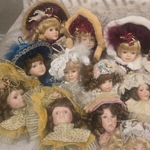 17 Holiday Elegance Victorian Vintage Porcelain Dolls Heads
